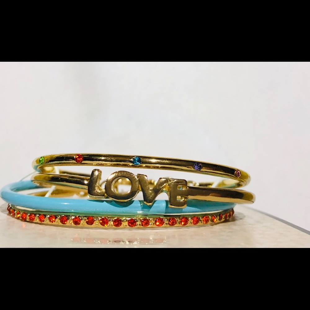 NWT multi colored bracelet set.